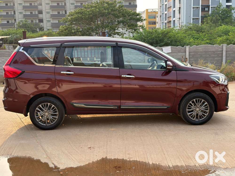 Maruti Suzuki Ertiga 1.5 Zxi Plus Shvs, 2021, Petrol