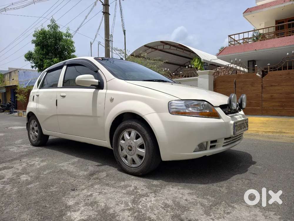 Chevrolet Aveo 2011 Petrol 97350 Km Driven