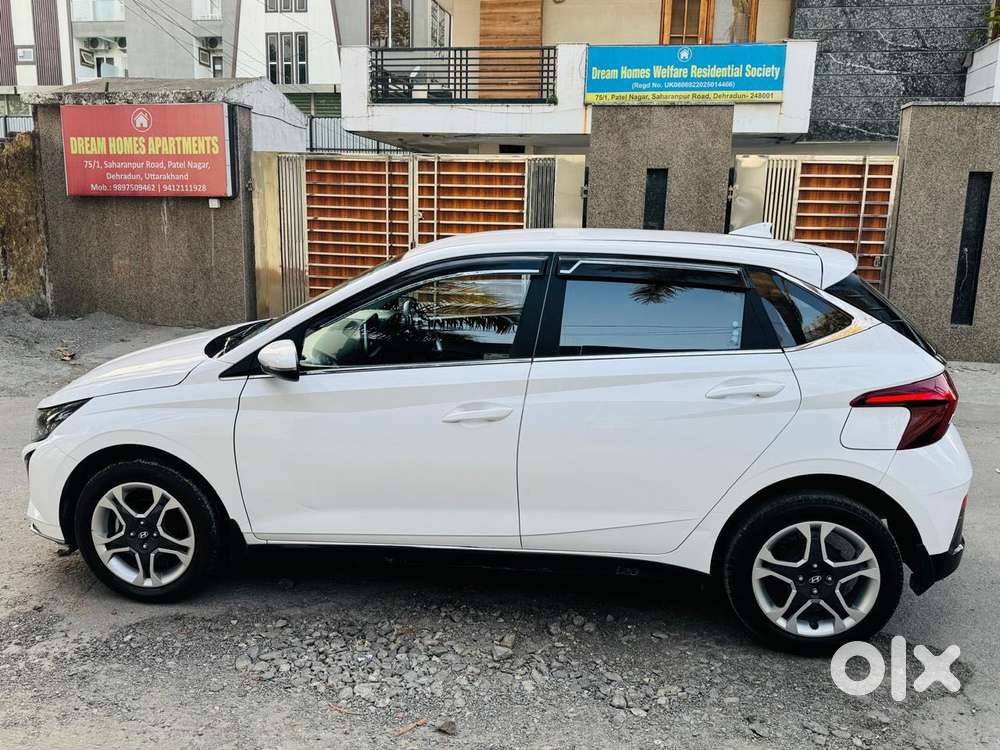 Hyundai I20 Sportz 1.2 Ivt, 2024, Petrol