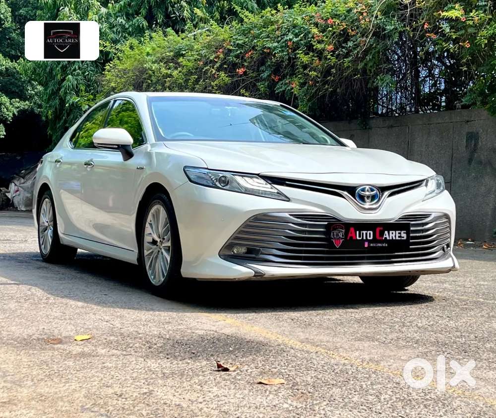 Toyota Camry Hybrid, 2021, Petrol
