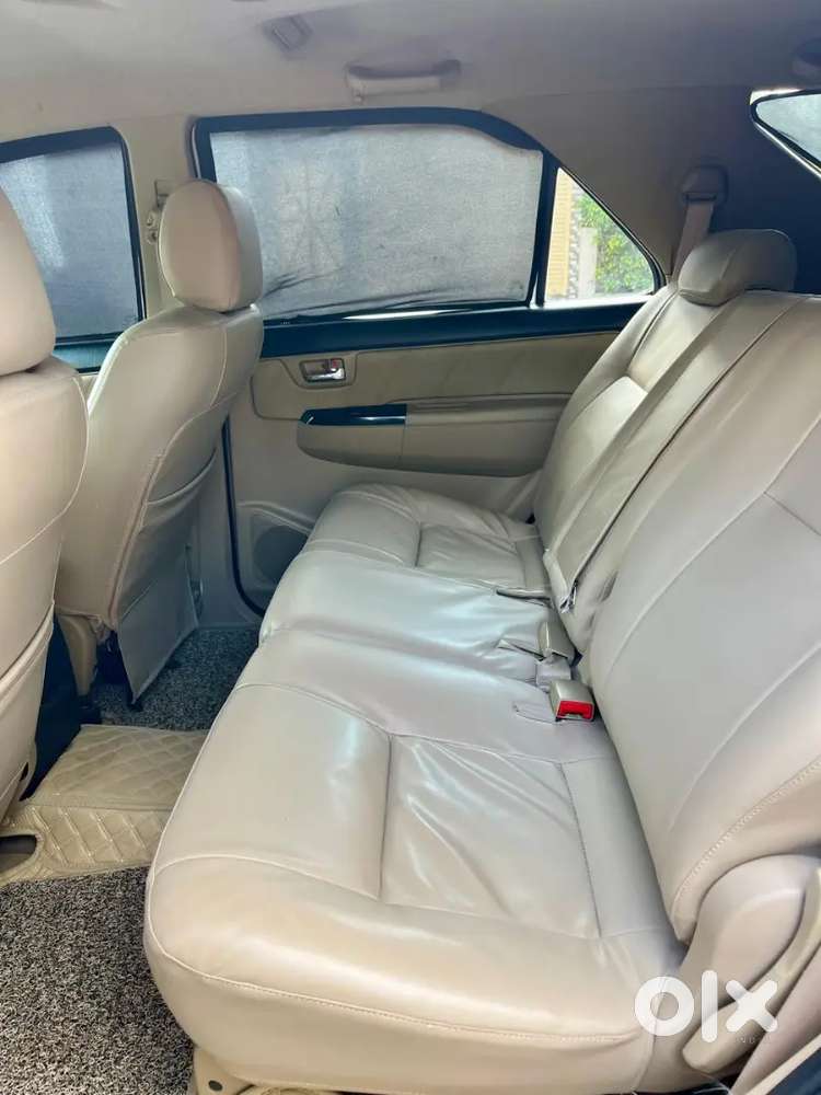 Toyota Fortuner 2015 Diesel 162000 Km Driven