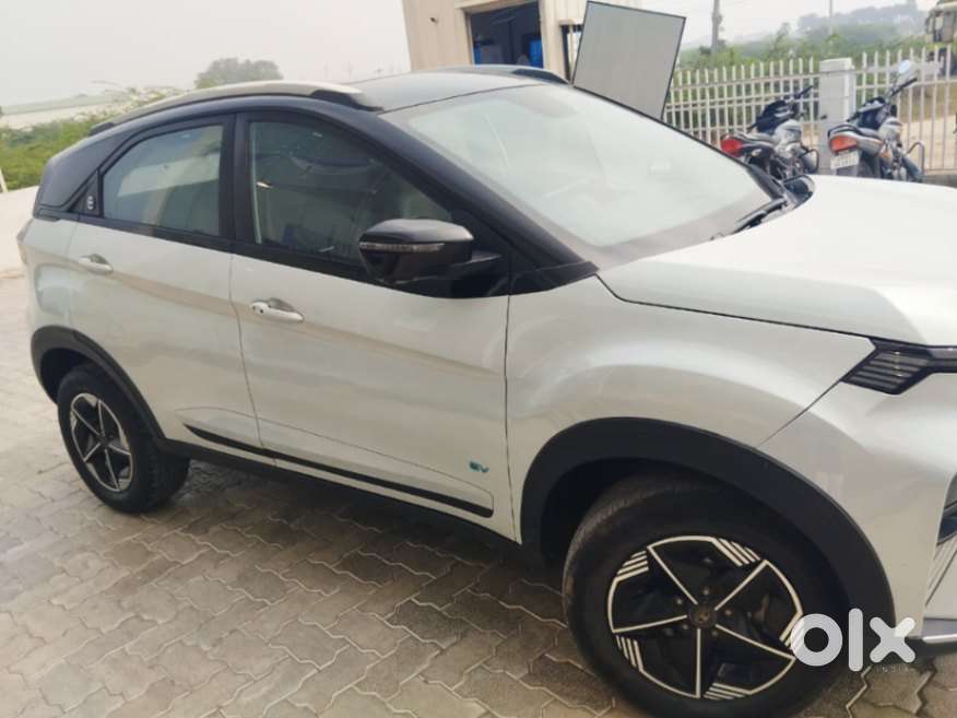 Tata Nexon Ev Empowered Plus Lr, 2023, Electric
