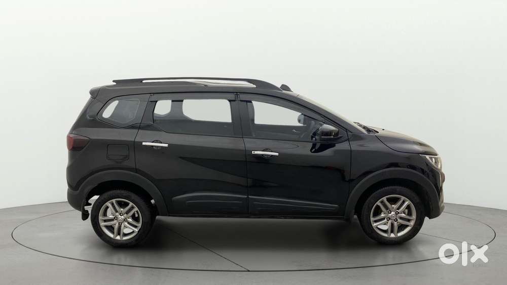 Renault Triber Rxz, 2024, Petrol