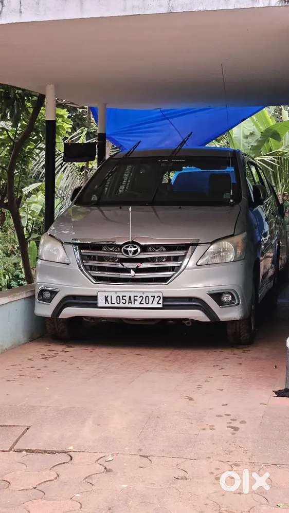 Toyota Innova 2012 Diesel Well Maintained