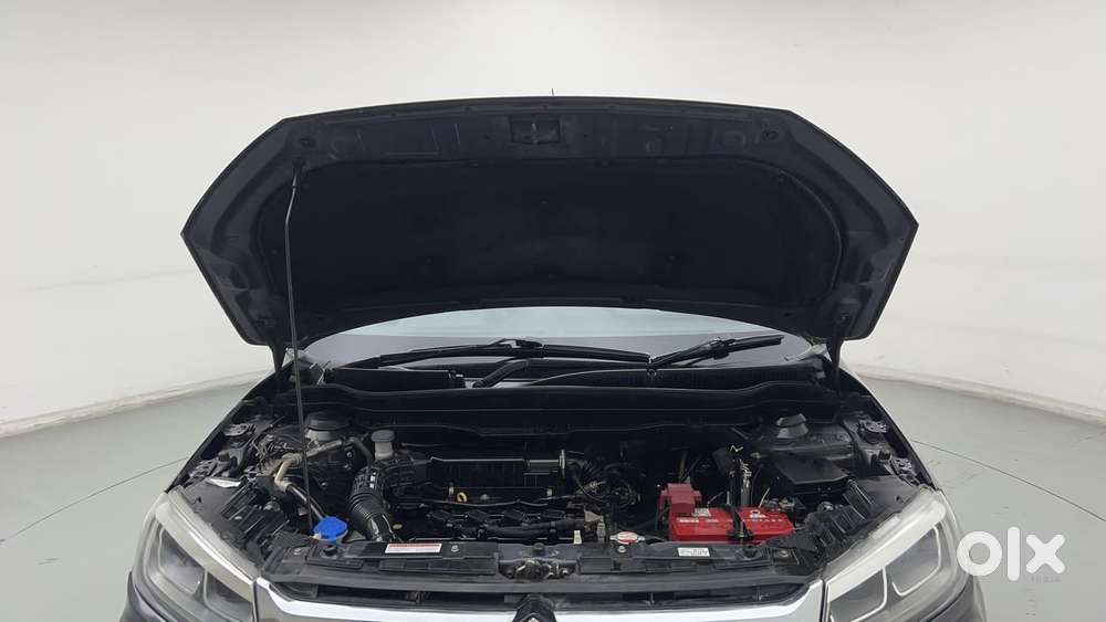 Maruti Suzuki Vitara Brezza 1.5 Zxi At, 2020, Petrol