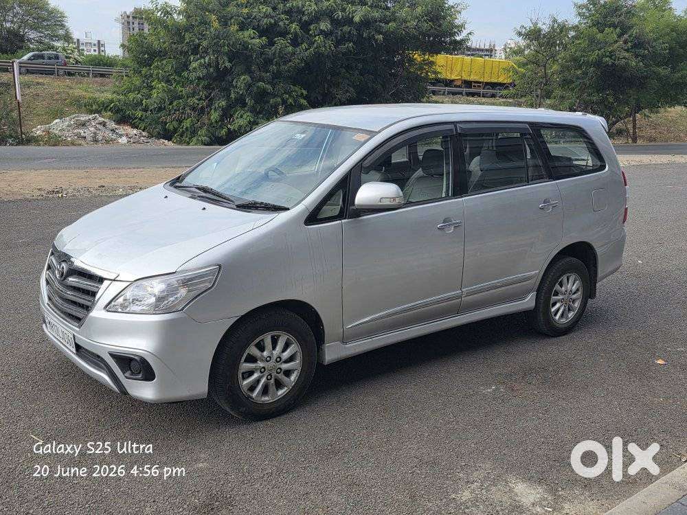 Toyota Innova 2.5 E Diesel Ps 7-seater, 2014