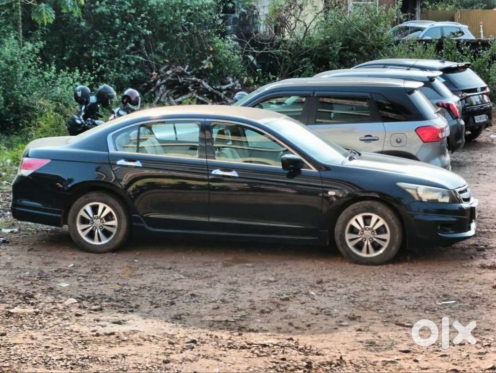 Honda Accord 2.4 At 2010 Black