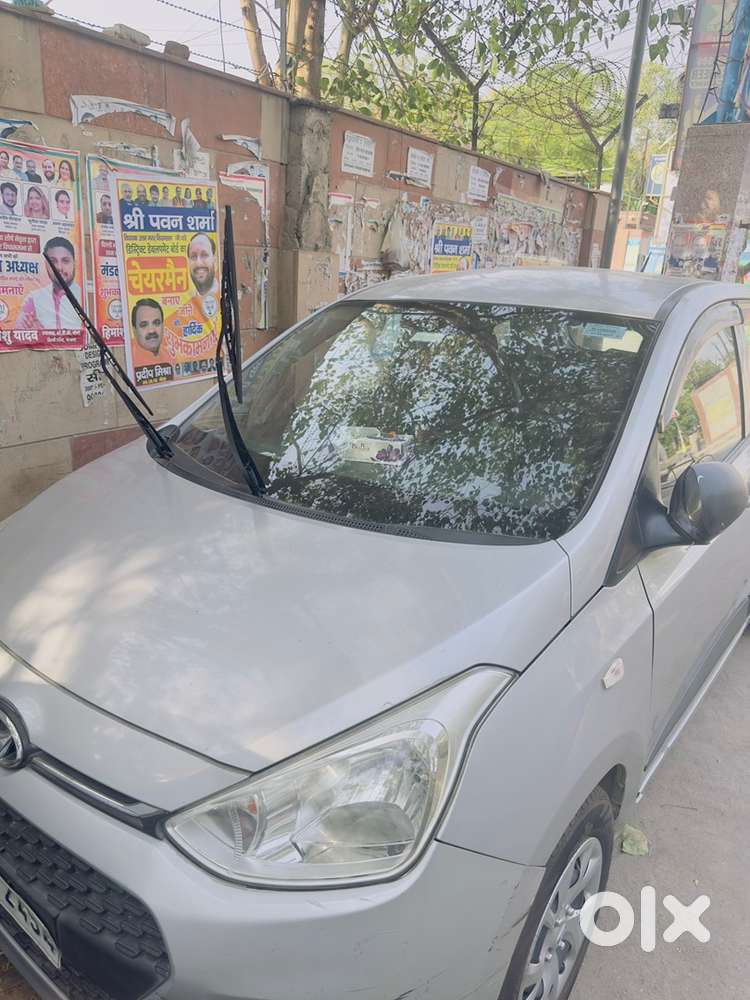 Hyundai Grand I10 2017  Grey  60,000 Km  Well-maintained