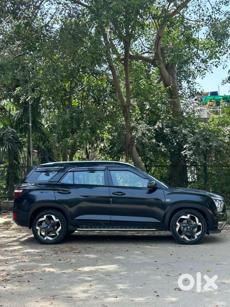 Hyundai Alcazar 2.0 Signature (o) Petrol At 7 Str, 2022, Petrol