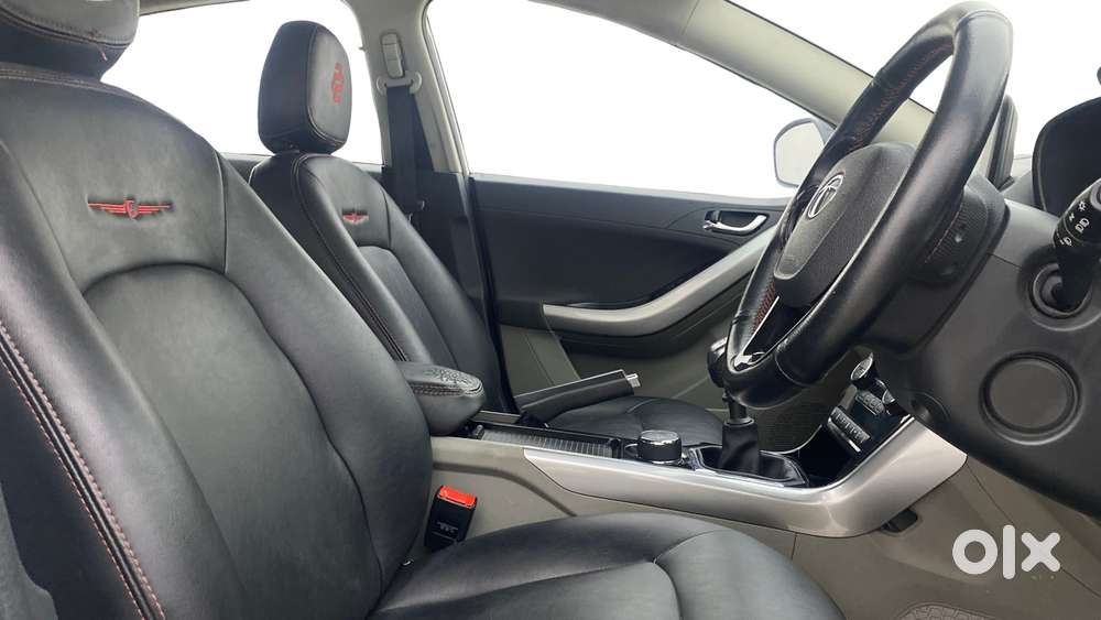 Tata Nexon 1.2 Revotron Xz Plus, 2018, Petrol