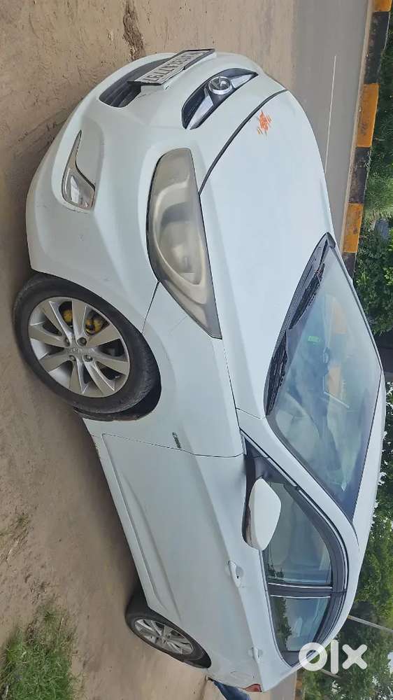 Hyundai Verna Crdi 2013