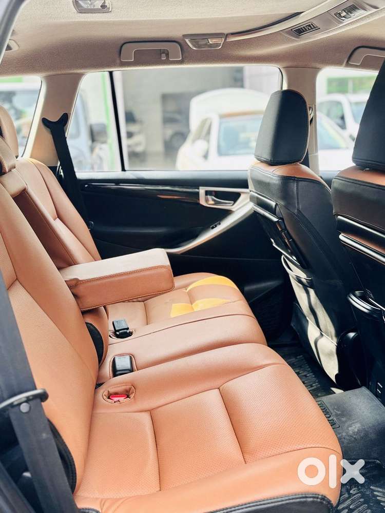 Toyota Innova Crysta 2.4 V 7 Str, 2018, Diesel