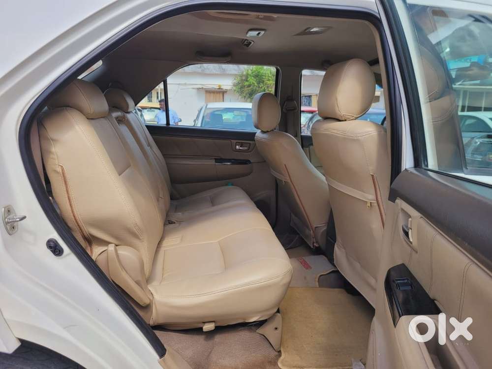 Toyota Fortuner Diesel 2012