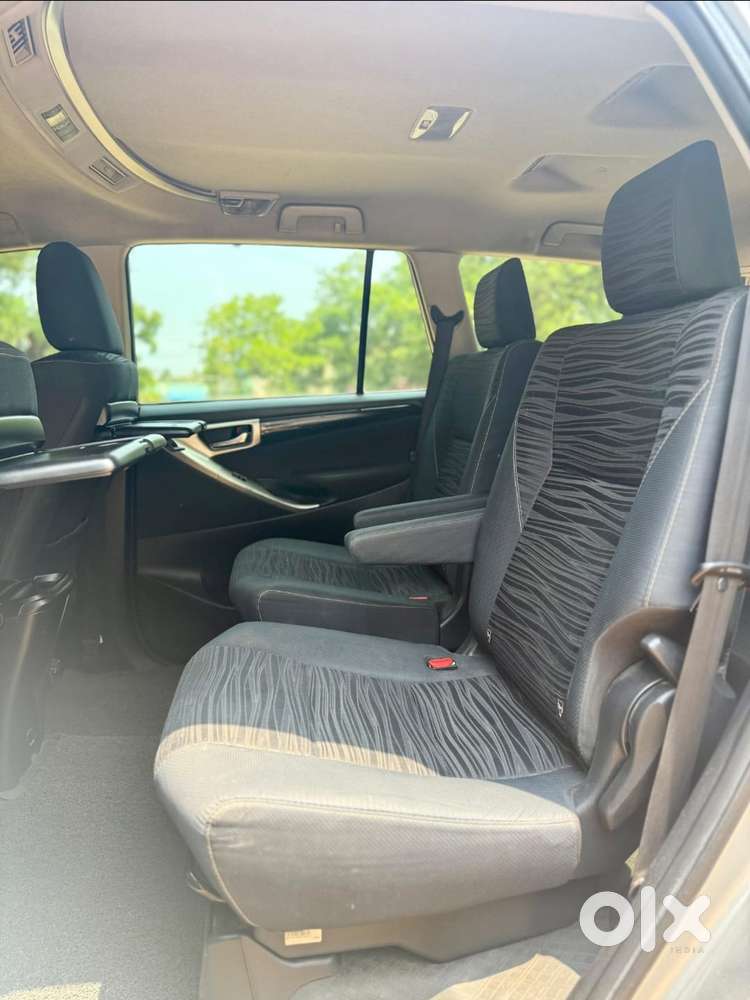 Toyota Innova Crysta 2.4 V, 2018, Diesel