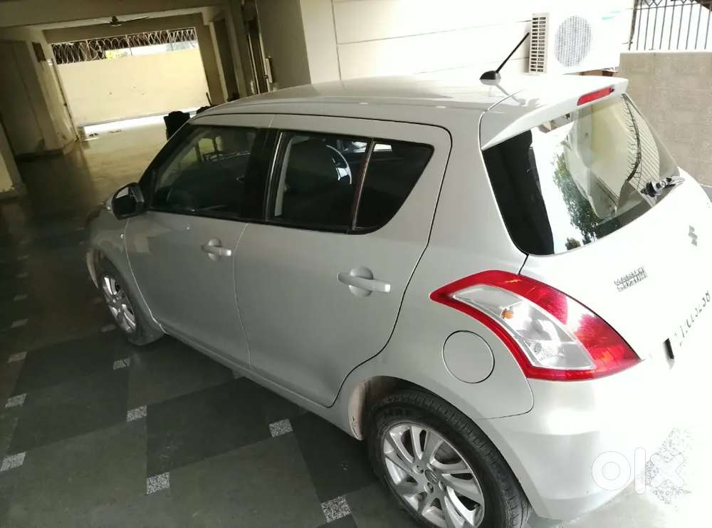 Maruti Suzuki Dzire 2011