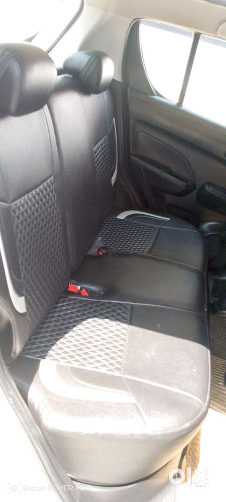 Maruti Suzuki Swift Lxi, 2017, Petrol