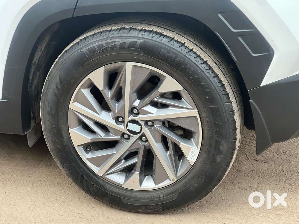 Hyundai Tucson Signature 2.0 At Petrol Dual Tone, 2023, Petrol