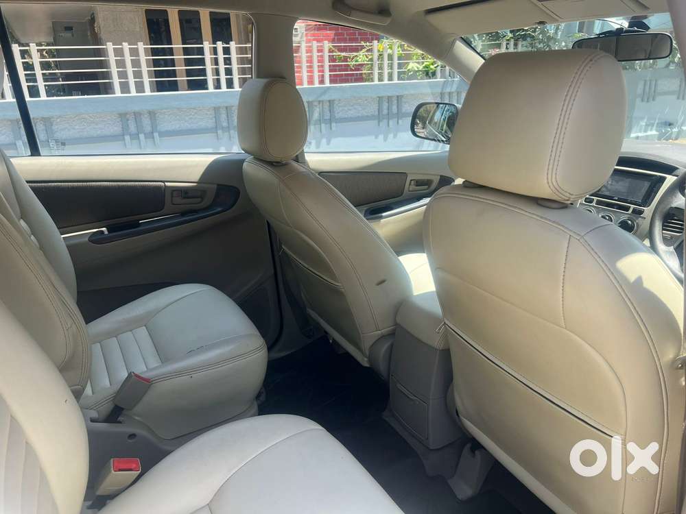 Toyota Innova 2.5 G (diesel) 7 Seater, 2012, Diesel