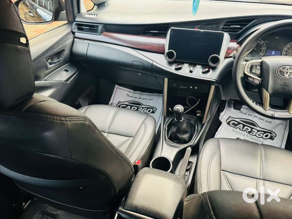 Toyota Innova Crysta 2018