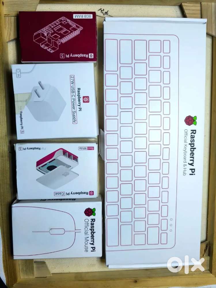 Raspberry Pi 5 8GB RAM Complete Kit  All Accessories  Excellent