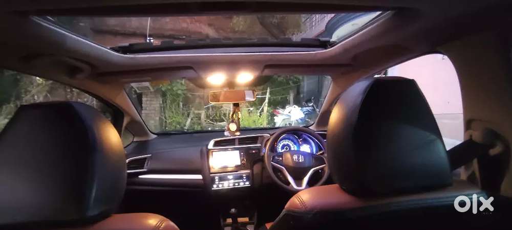 Compactsuv
Suv
Honda Wrv 
Honda Wrv I-vtec
Sunroof 
Sunroof Car
Xuvcar