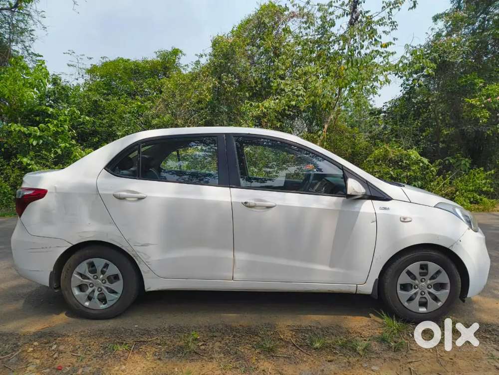 Hyundai Xcent 2017 Diesel Good Condition & Money Need