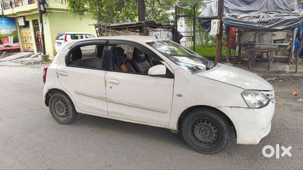 Toyota Etios Liva G (2013) 1397 Cc&ndash; Petrol + Cng  Loaded 90k Driven