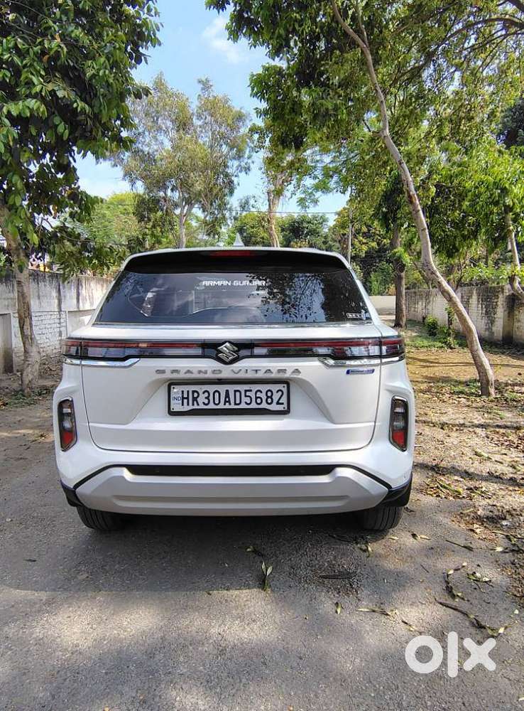 Maruti Suzuki Grand Vitara 1.5 Sigma Smart Hybrid, 2025, Petrol