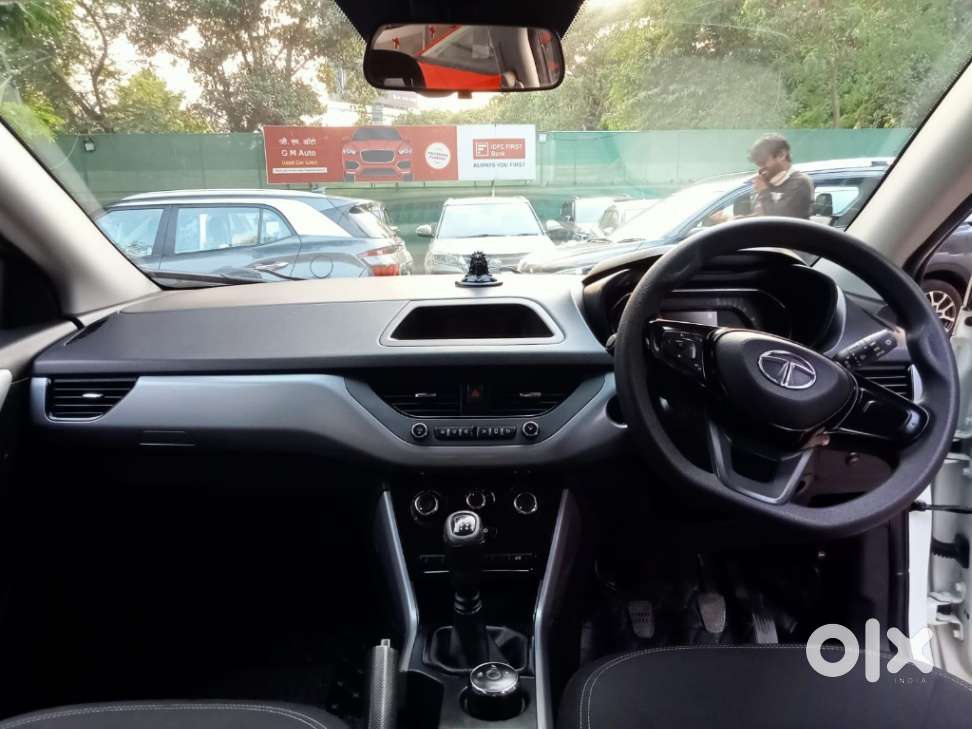 Tata Nexon 1.2 Revotron Xm (s), 2021, Petrol