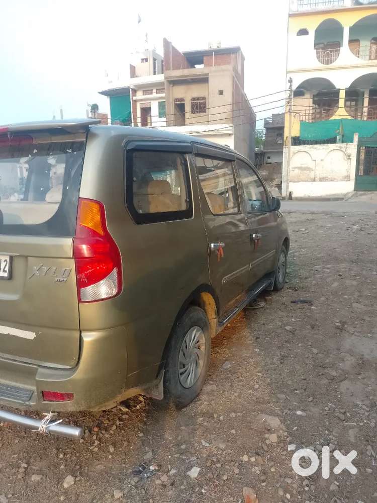 Mahindra Xylo D2 2010 कार