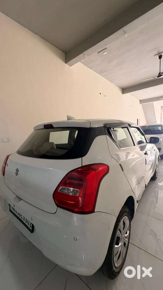 Maruti Suzuki Swift Lxi 2021