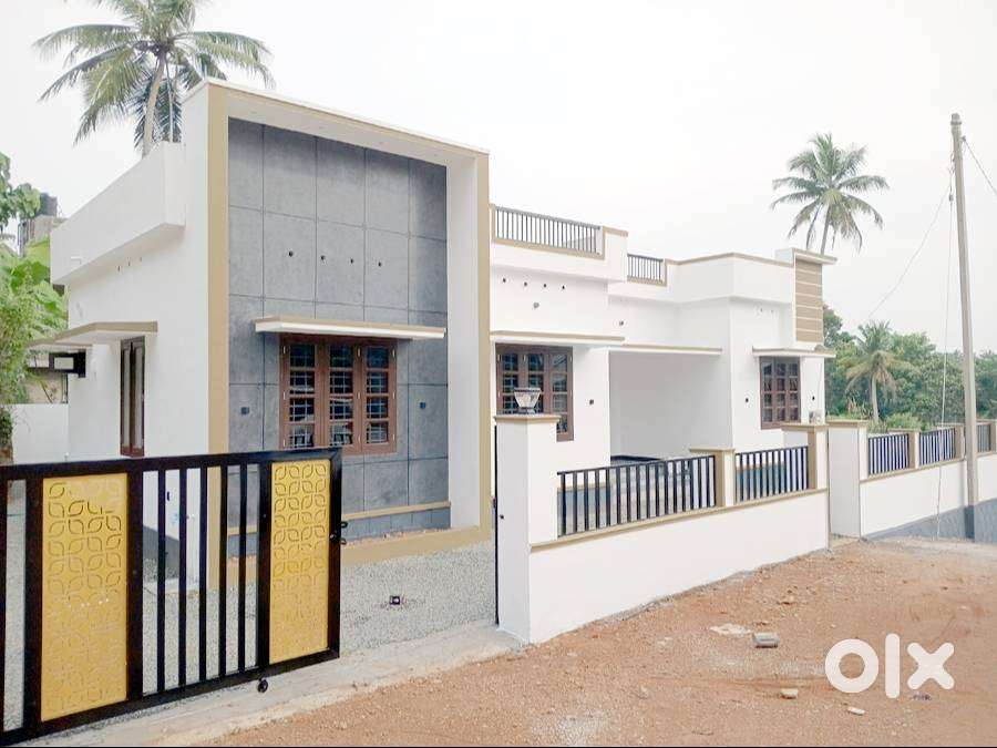 New house 3 bed 9 cent near Ettumanoor 48 lakhs