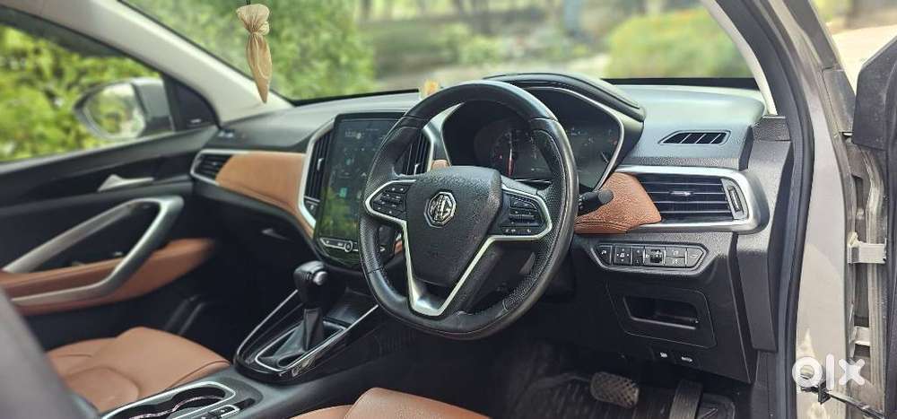 Mg Hector Plus, 2022, Petrol