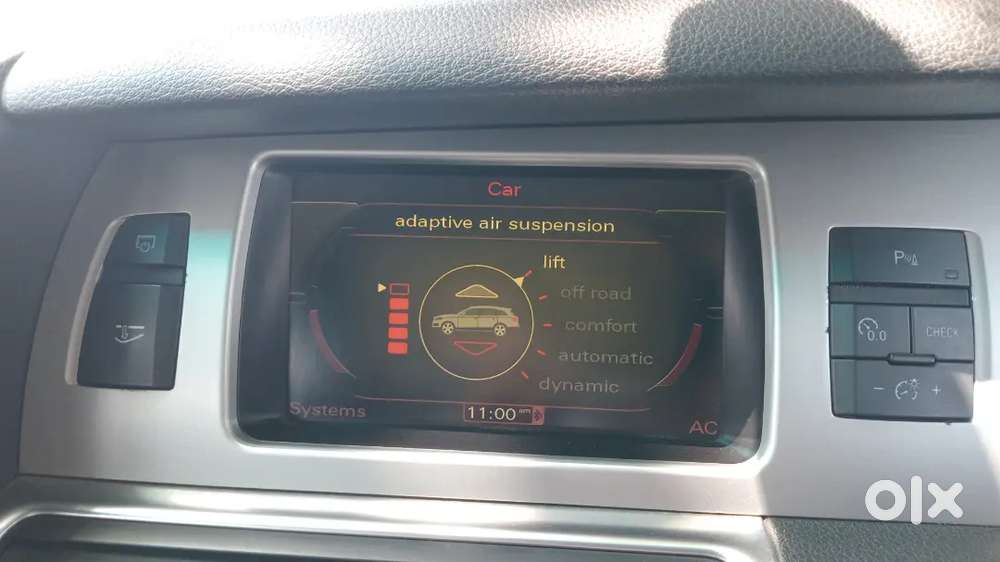 Audi Q7 2010 V8