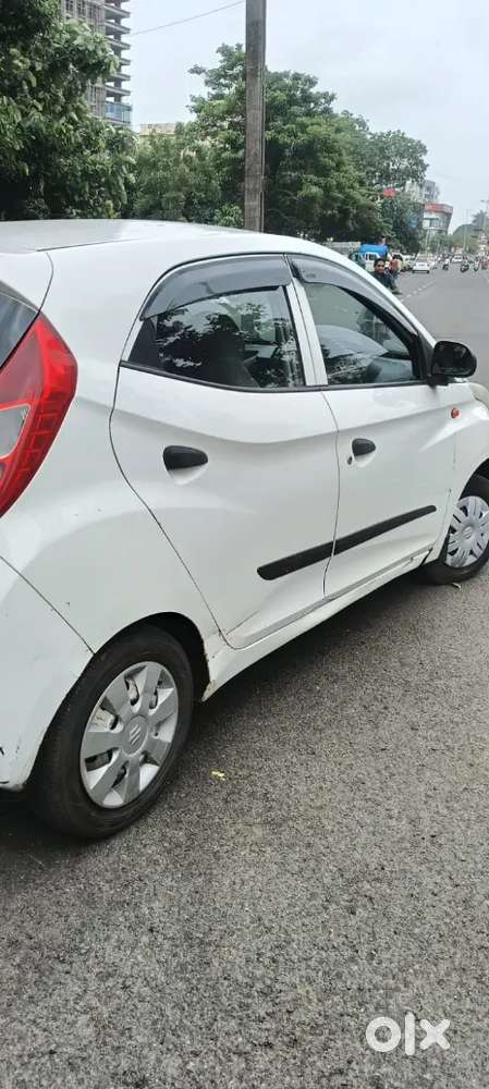 Hyundai Eon 2014 Petrol 2nd Owner