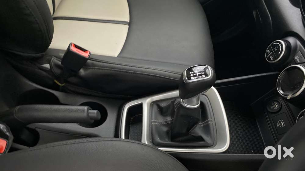 Hyundai Venue 1.0 Sx Turbo Imt, 2021, Petrol