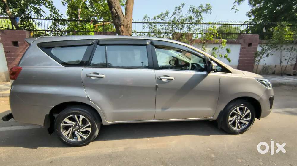 Toyota Innova Crysta 2022 Diesel Well Maintained
