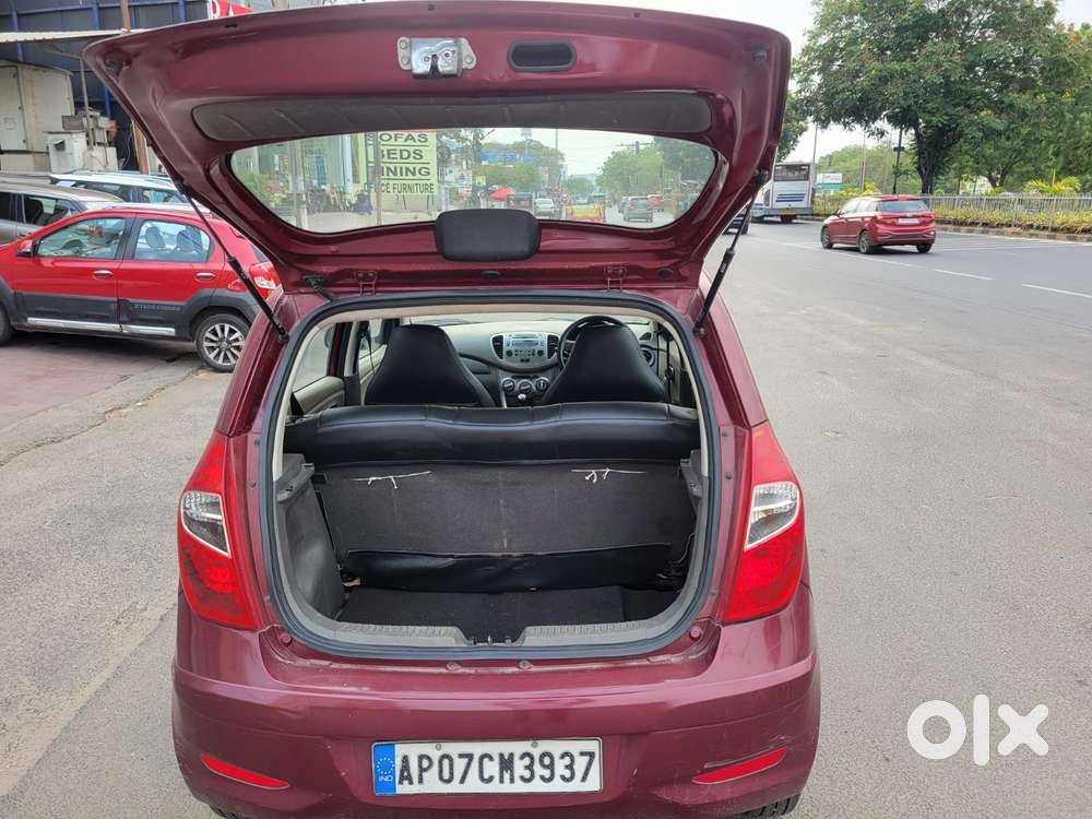 Hyundai I10 Sportz 1.1l, 2015, Petrol