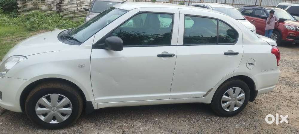Maruti Suzuki Swift Dzire 1.3 Lxi, 2011, Petrol