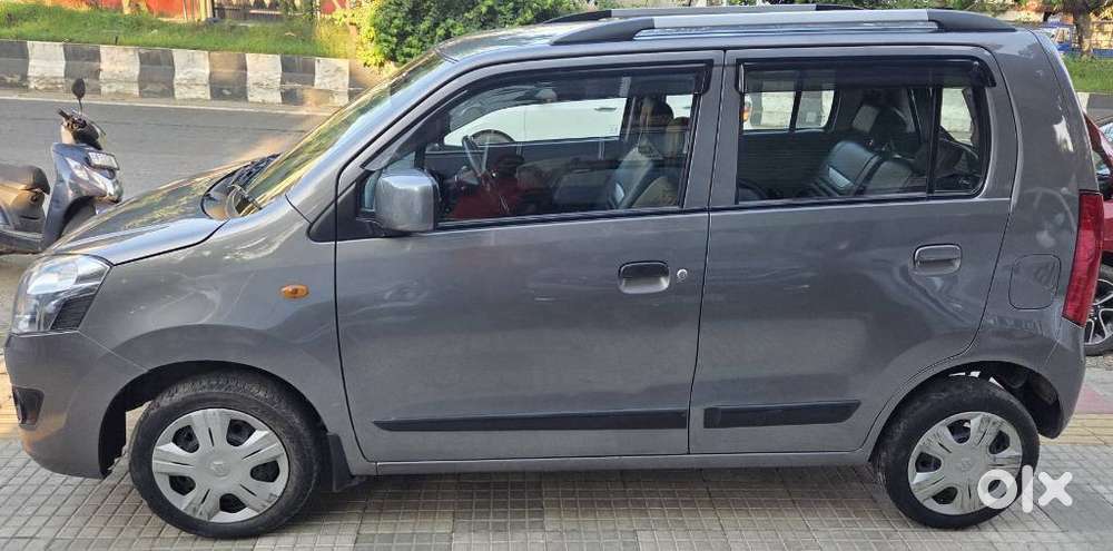 Maruti Suzuki Wagon R Vxi, 2018, Petrol