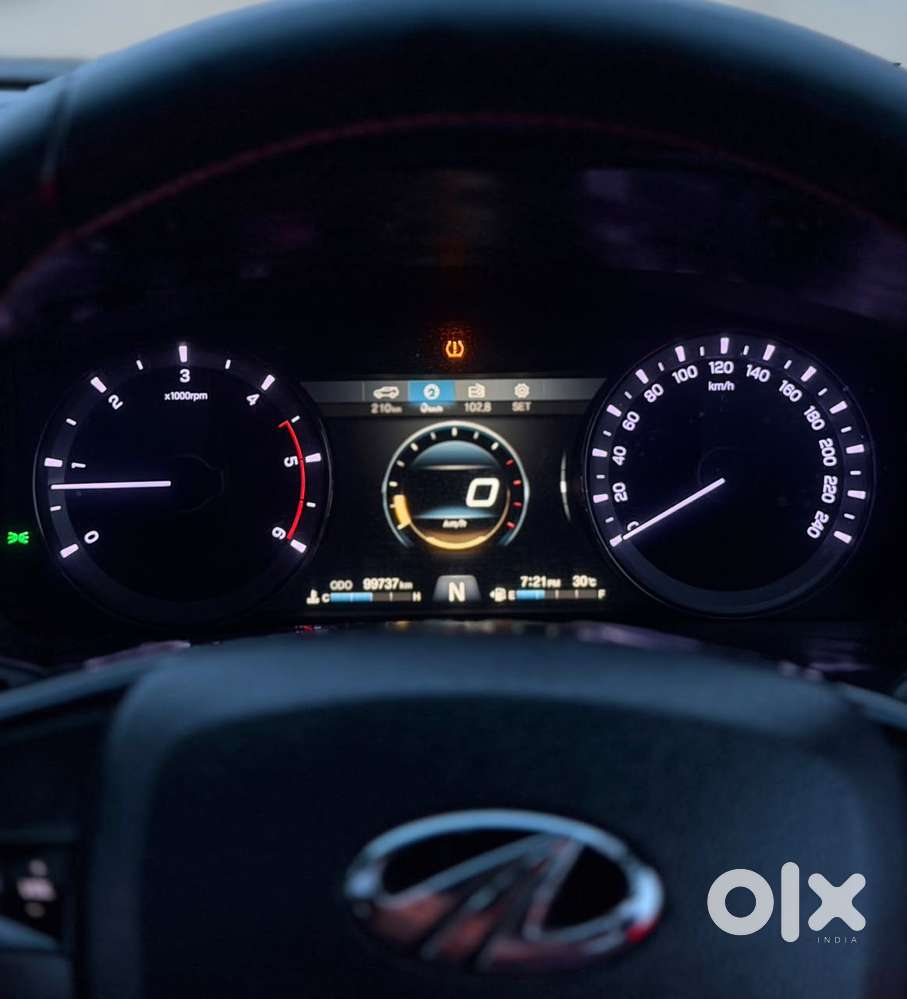 Mahindra Alturas G4 4wd At, 2019, Diesel