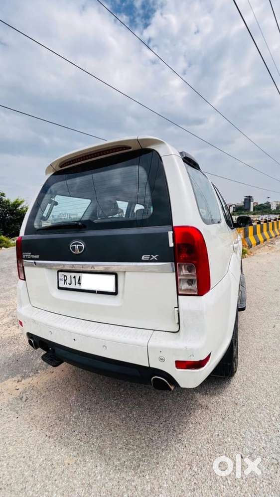 Tata Safari Storme 2015 Diesel 98000 Km Driven