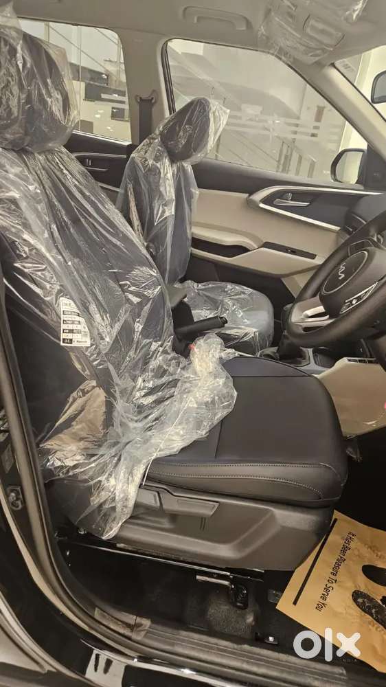 Kia Carens 2024 Petrol 10 Km Driven Or Car Showroom Sa Deliver Hogi