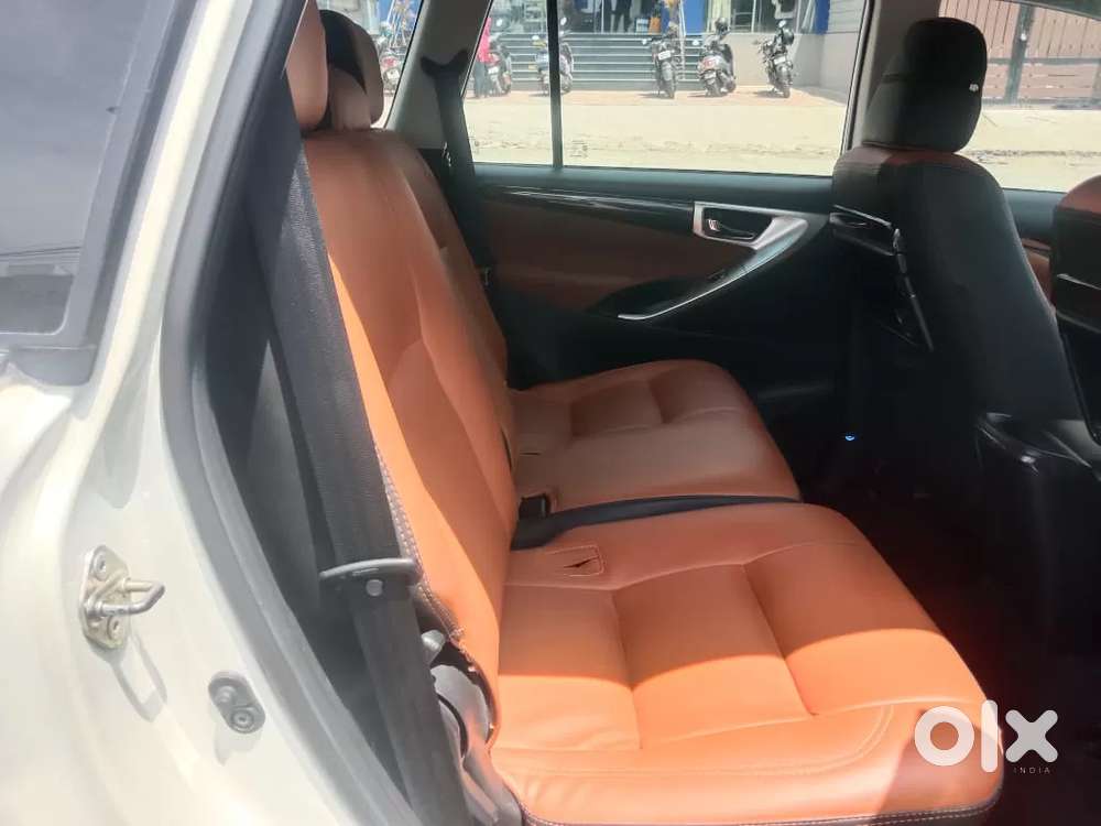 Toyota Innova Crysta 2.8 Zx At 7 Seater, 2018, Diesel