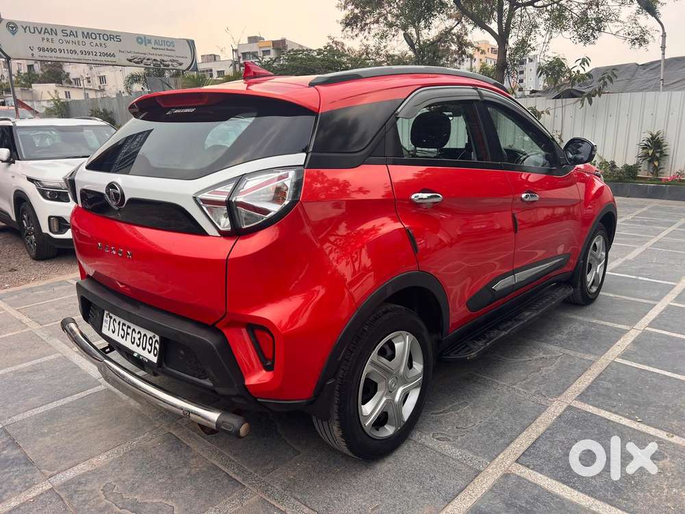Tata Nexon 1.5 Revotorq Xm (s), 2022, Diesel