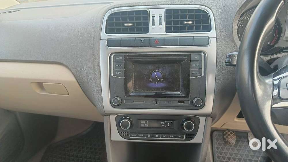 Volkswagen Vento 2013-2015 1.6 Highline, 2016, Petrol