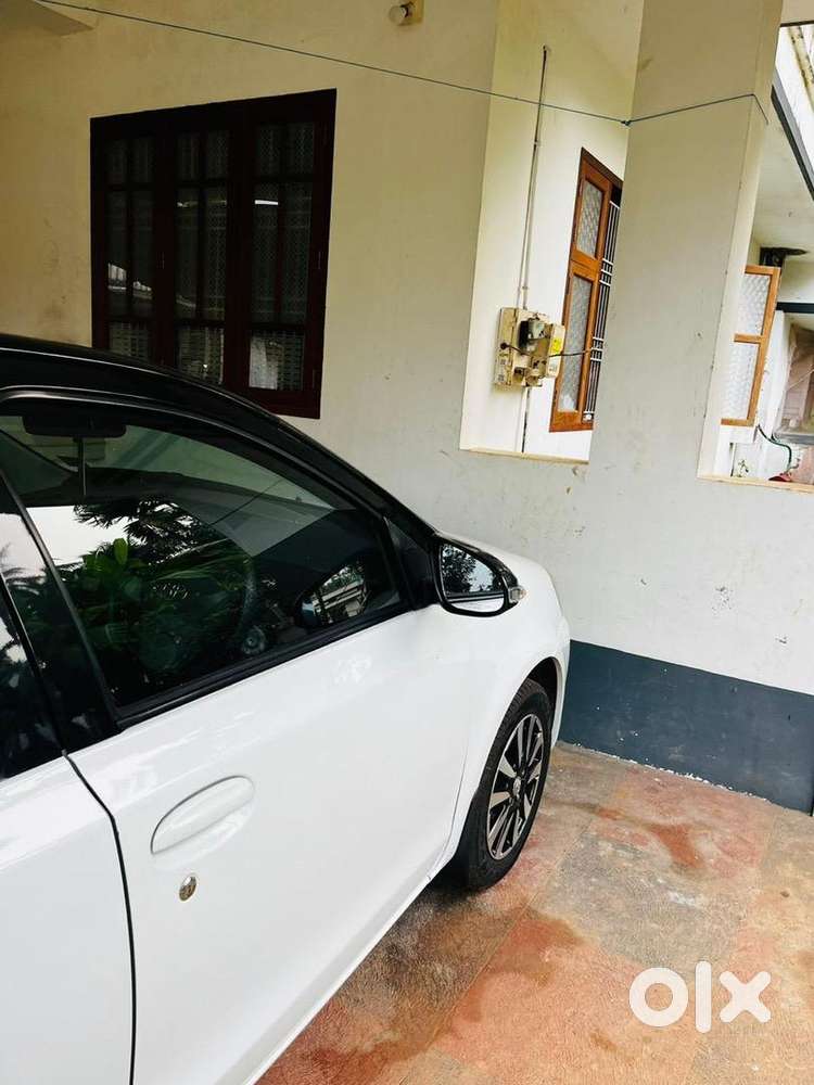 Toyota Etios Liva 2016 Petrol Well Maintained