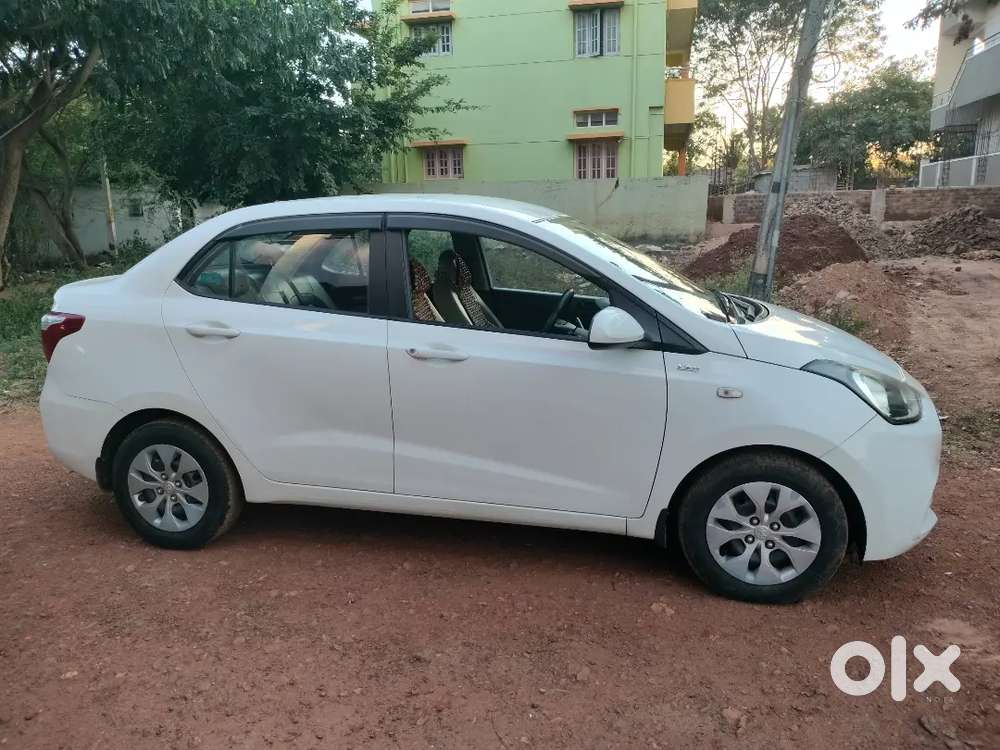 Hyundai Xcent Diesel 2018 Variant