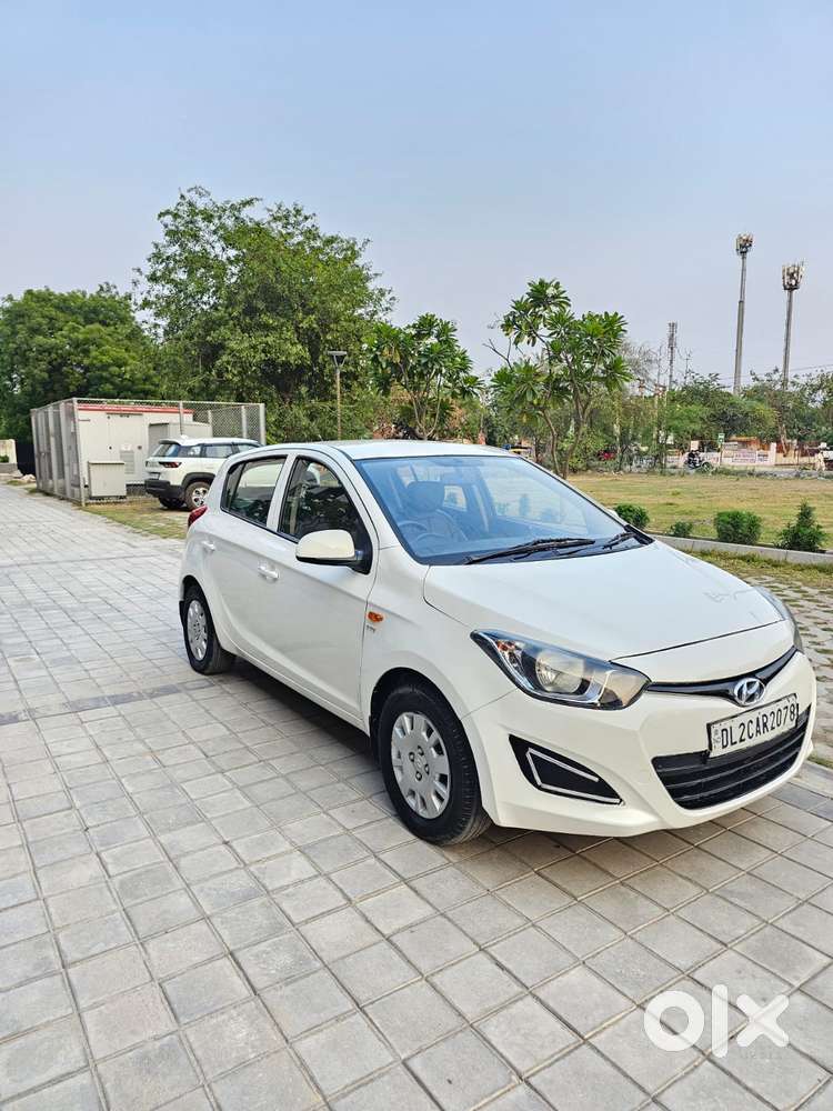 Hyundai I20 1.2 Magna Executive, 2013, Cng & Hybrids