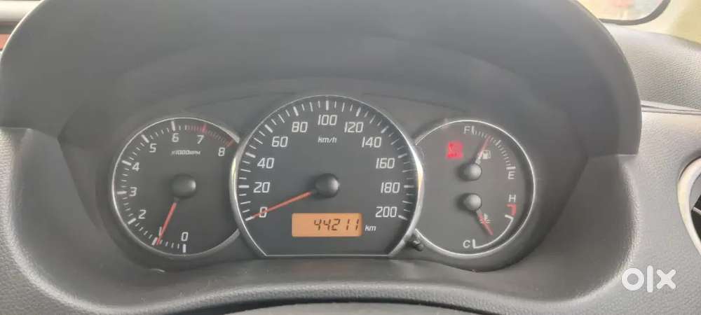 Maruti Suzuki Swift 2011 Petrol Manual